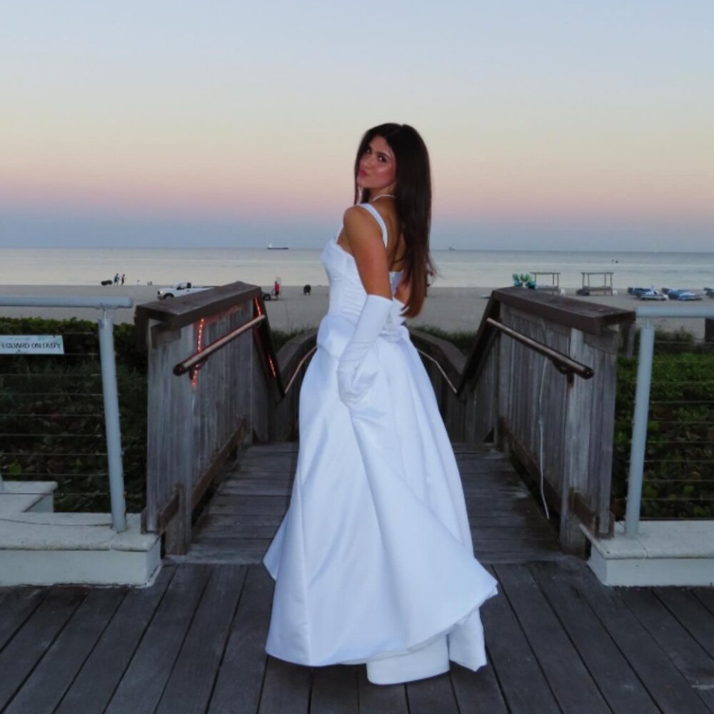 Meet your Posher, Collini